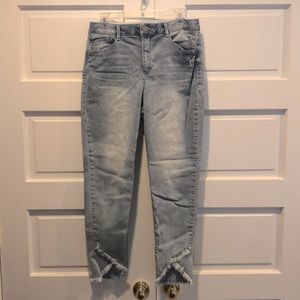 Democracy Cross-Fray Ankle Jeans